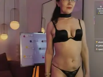 Chaturbate Free Live Porn of irene_marlow