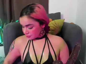 nyalgasai1 from chaturbate
