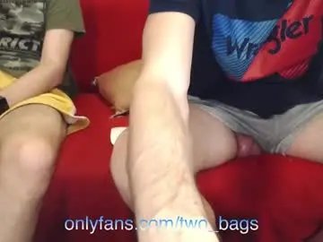 Chaturbate Live Sex Cam of two_bags