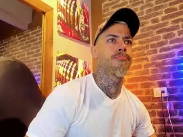 Chaturbate Free Porn Cam of vinzenzrizzo