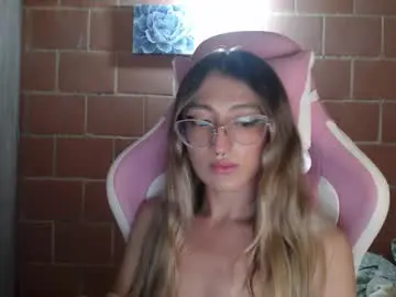 Chaturbate Adult Video Chat of andrea_camila
