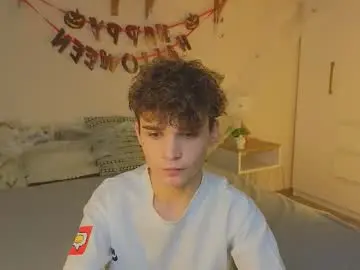 Chaturbate Live Sex Cam of boicute