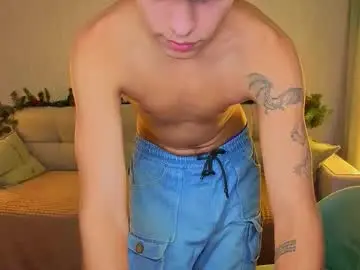 Chaturbate Live Sex Cam of boicute