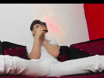 Chaturbate Sex Cam of marcusfire_2