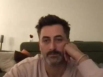 Chaturbate Adult Video Chat of mat_johof