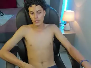 Chaturbate Live Sex of mr_dominant69