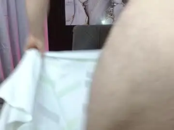 Chaturbate Live Sex Cam of robert_poison1