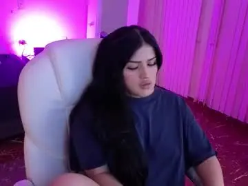 sari_belle from chaturbate