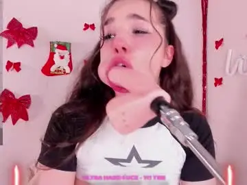 Chaturbate Nude Webcam of alicebonam