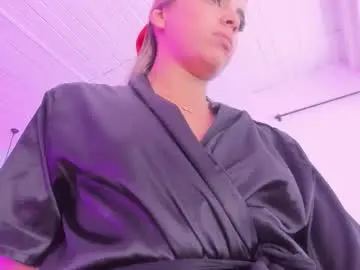 Chaturbate Free Live Porn of emily_ellen