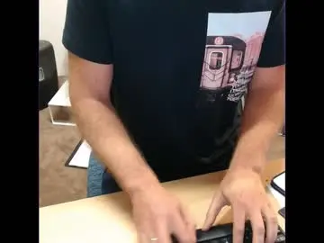 Chaturbate Live Porn of kcirt17225058