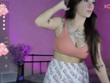 lil_luna_x from chaturbate