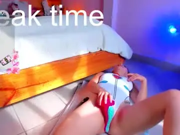 Chaturbate Free Live Porn of victoriasmithtv