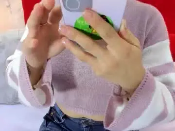 Chaturbate Adult Webcam of emillyharper_