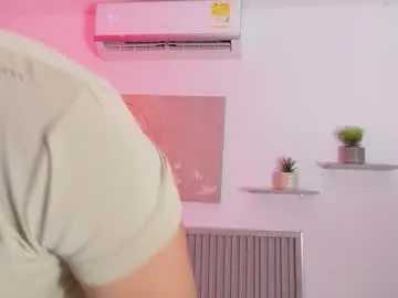 Chaturbate Free Porn Cam of tom_muscle1