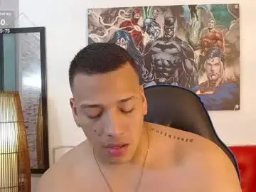 Chaturbate Free Porn Cam of tom_muscle1