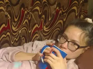 Chaturbate Free Porn Cam of candylady13