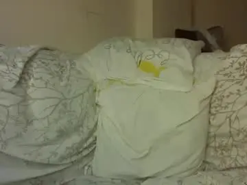 Chaturbate Live Sex Cam of creamyy_pussy