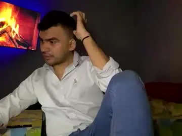 Chaturbate Watch Live Sex Cams of hamiltong12