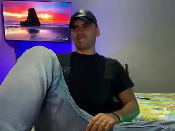 Chaturbate Adult Video Chat of hamiltong12