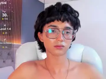 Chaturbate Sex Cam of noa_03