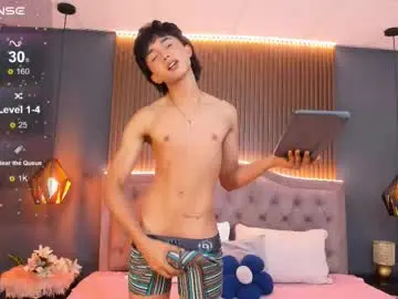 Chaturbate Sex Chat of noa_03