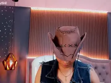 Chaturbate Live Sex Cam of noa_03