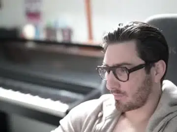 Chaturbate Nude Webcam of shape80