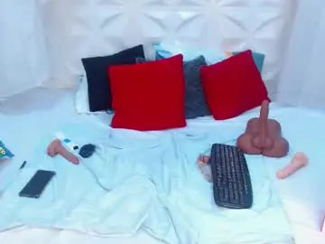 Chaturbate Watch Live Sex Cams of adisson_petite1