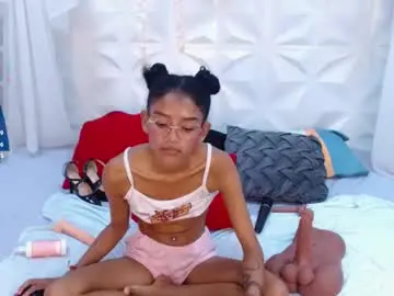 Chaturbate Free Porn Cam of adisson_petite1