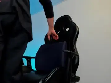 Chaturbate Nude Webcam of petesevans_1