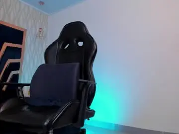 Chaturbate Free Porn Cam of petesevans_1