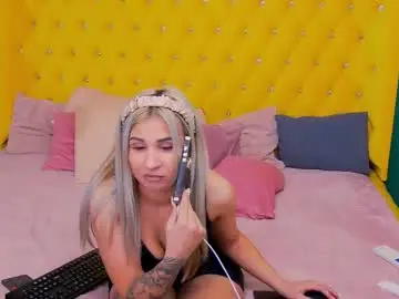 Chaturbate Free Porn Cam of sophia_smith4146