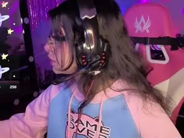 Chaturbate Sex Cam of violetqs