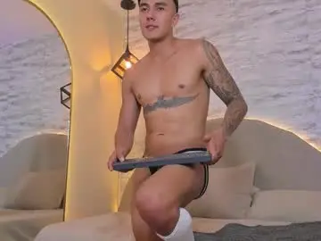 Chaturbate Best live sex cam show of aron_bolt