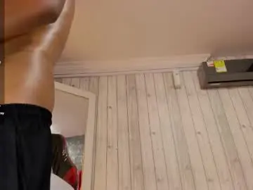 Chaturbate Live Sex Cam of erick_wal