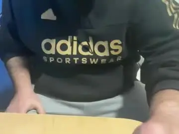 Chaturbate Sex Cam of fuzitzu2