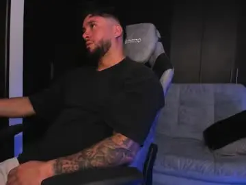 Chaturbate Best live sex cam show of sergi_mancini11