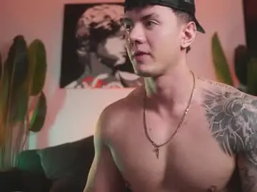 Chaturbate Nude Webcam of thomas_falcon1