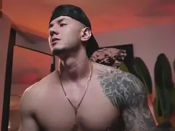 Chaturbate Private Sex Chat of thomas_falcon1