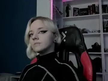 Chaturbate Live Porn of holy_mistresss