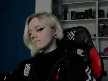 Chaturbate Live Porn of holy_mistresss