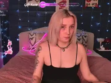 Chaturbate Live Sex Cam of oh_my_julia