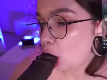 Chaturbate Watch Live Sex Cams of ooops_boobs