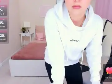 Chaturbate Live Sex Cam of helenaregal