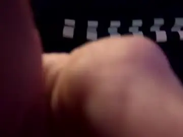 Chaturbate Live Sex Cam of howbowdadareboy33