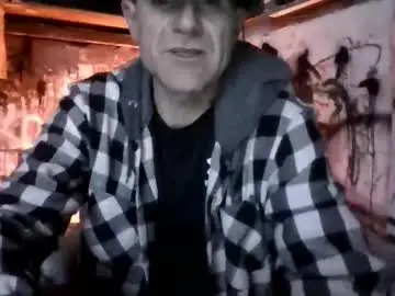 Chaturbate Free Porn Cam of howbowdadareboy33