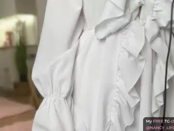 Chaturbate Adult Webcam of oops_my_english