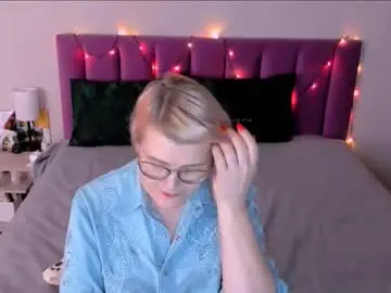 Chaturbate Free Porn Cam of sabrinamacmarren