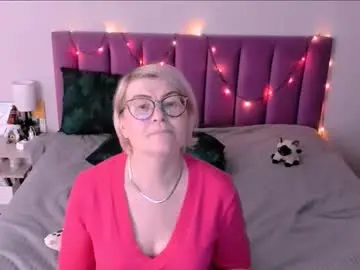 Chaturbate Best live sex cam show of sabrinamacmarren